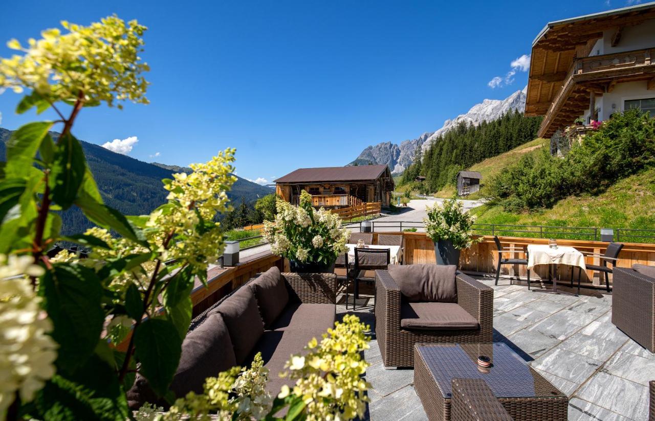 Das Gruenholz Aparthotel Mühlbach am Hochkönig Esterno foto