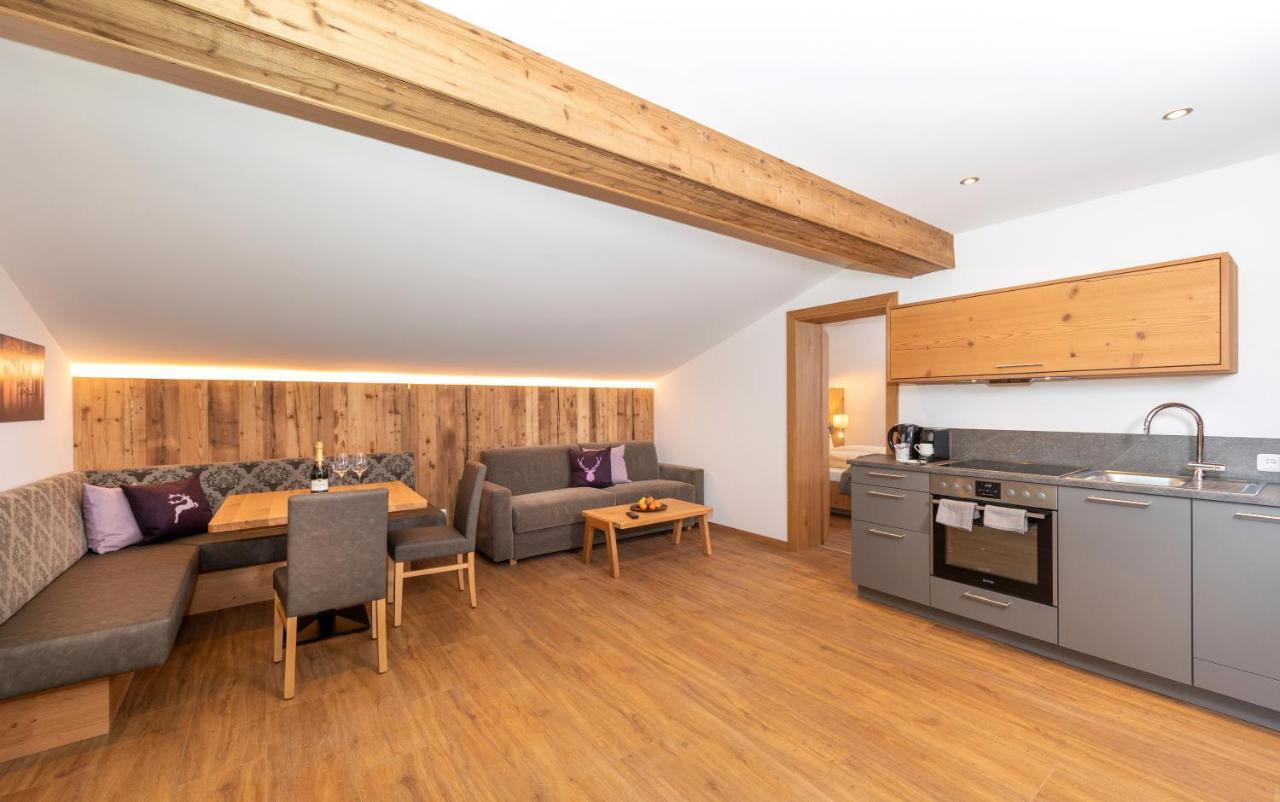 Das Gruenholz Aparthotel Mühlbach am Hochkönig Esterno foto