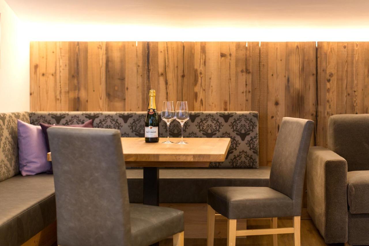 Das Gruenholz Aparthotel Mühlbach am Hochkönig Esterno foto