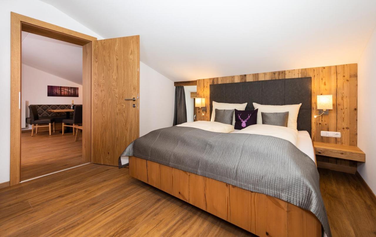 Das Gruenholz Aparthotel Mühlbach am Hochkönig Esterno foto