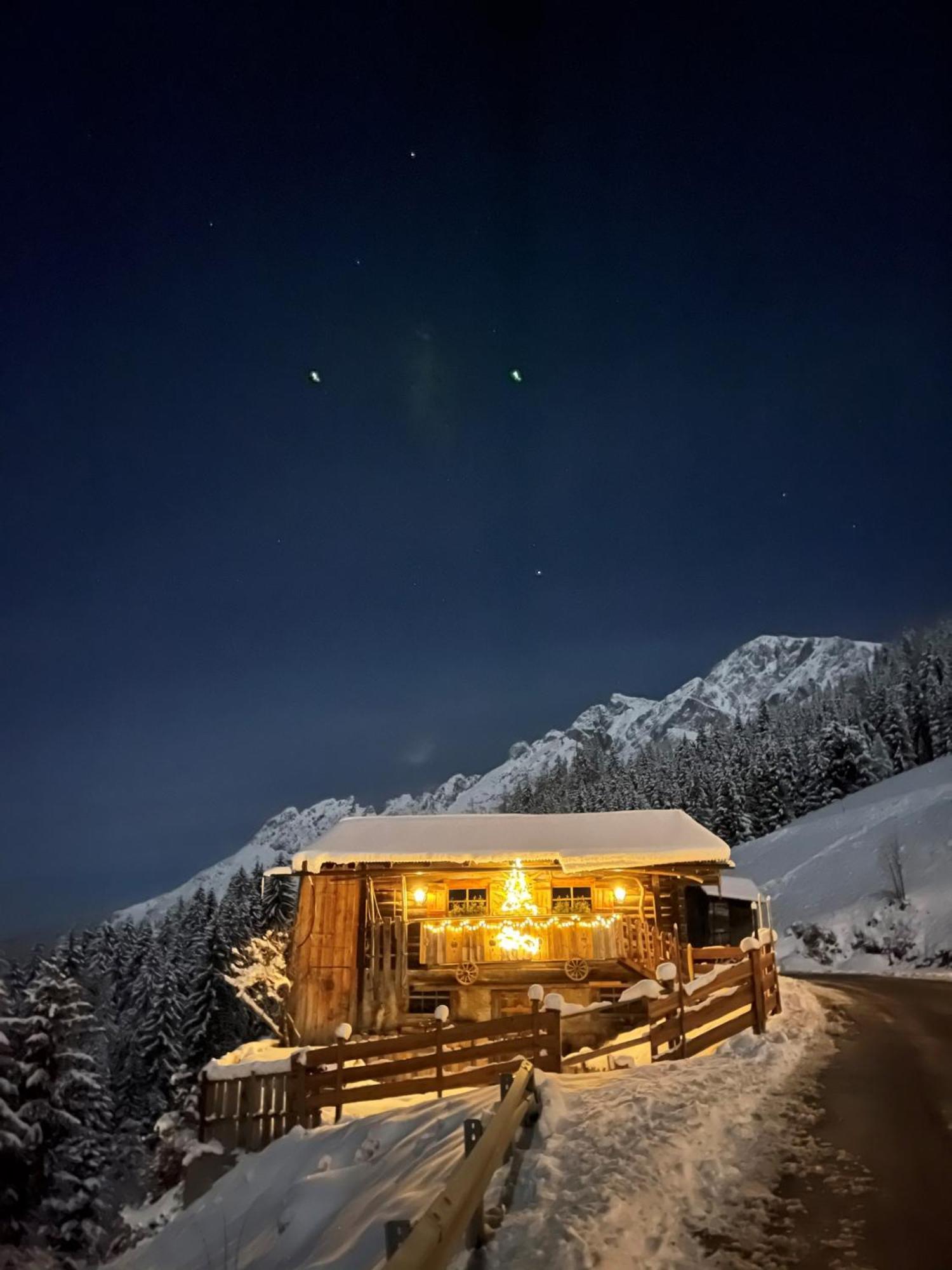 Das Gruenholz Aparthotel Mühlbach am Hochkönig Esterno foto