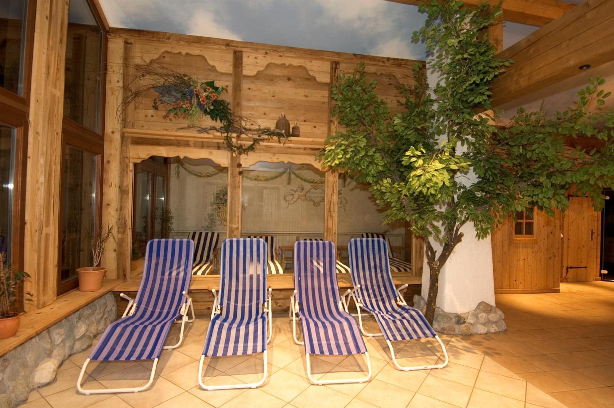 Das Gruenholz Aparthotel Mühlbach am Hochkönig Esterno foto