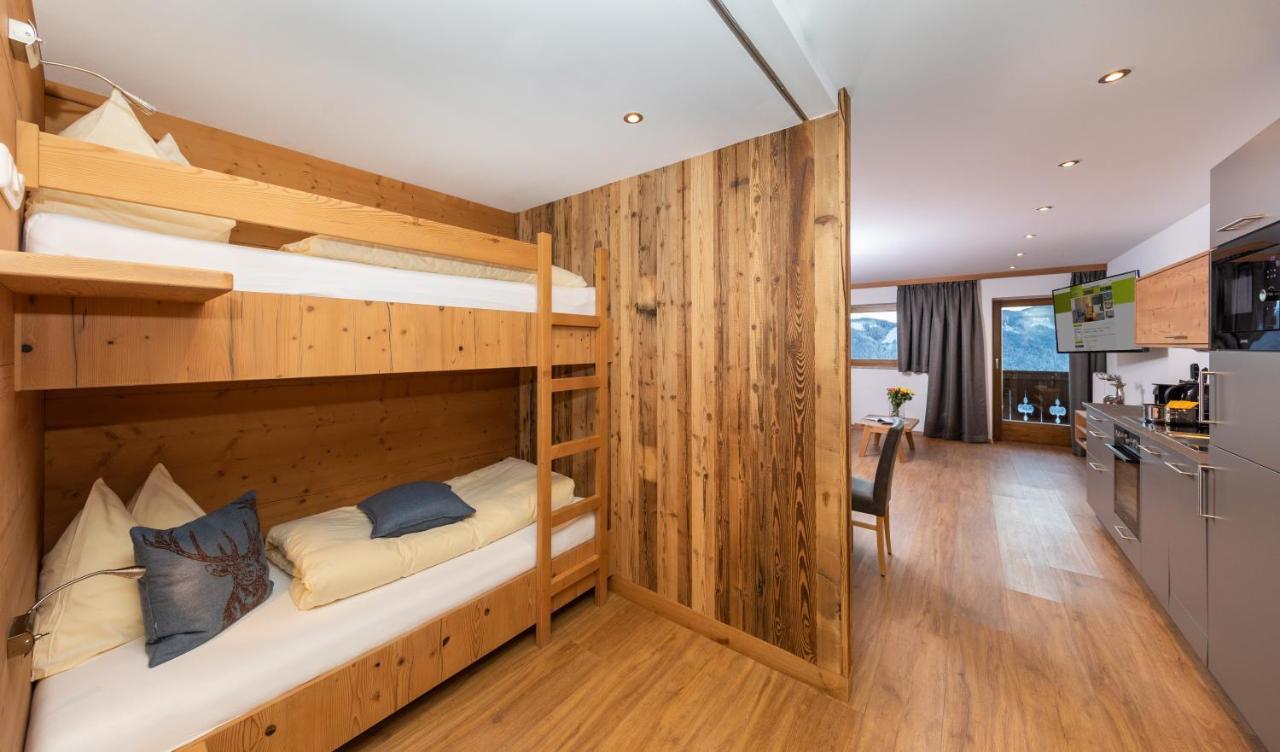 Das Gruenholz Aparthotel Mühlbach am Hochkönig Esterno foto