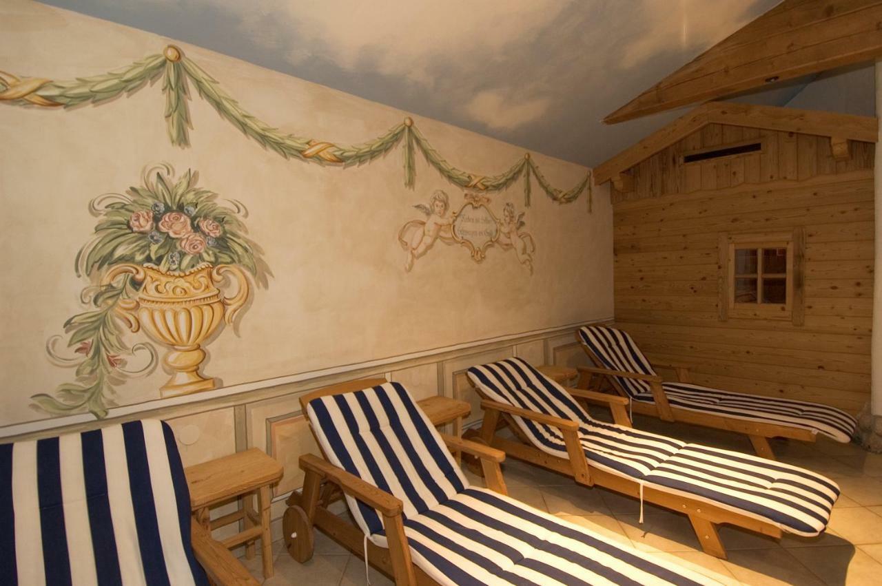 Das Gruenholz Aparthotel Mühlbach am Hochkönig Esterno foto